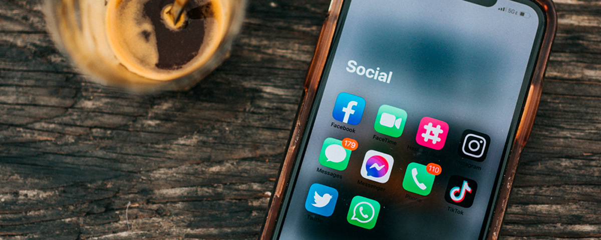 Social Ads
